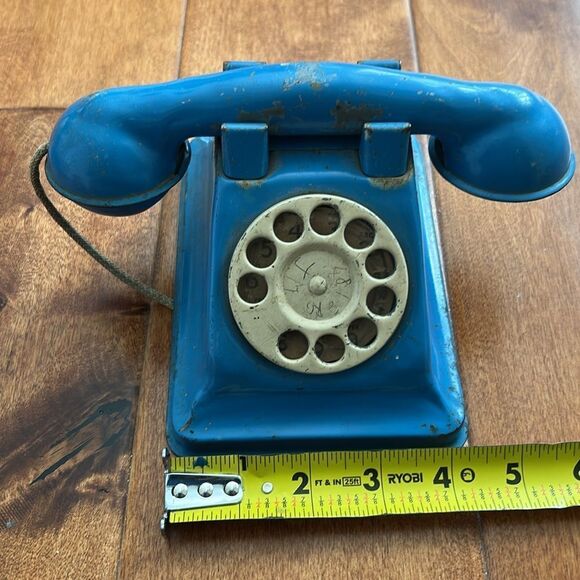 Vintage Blue Rotary child’s play Phone - Picture 7 of 8